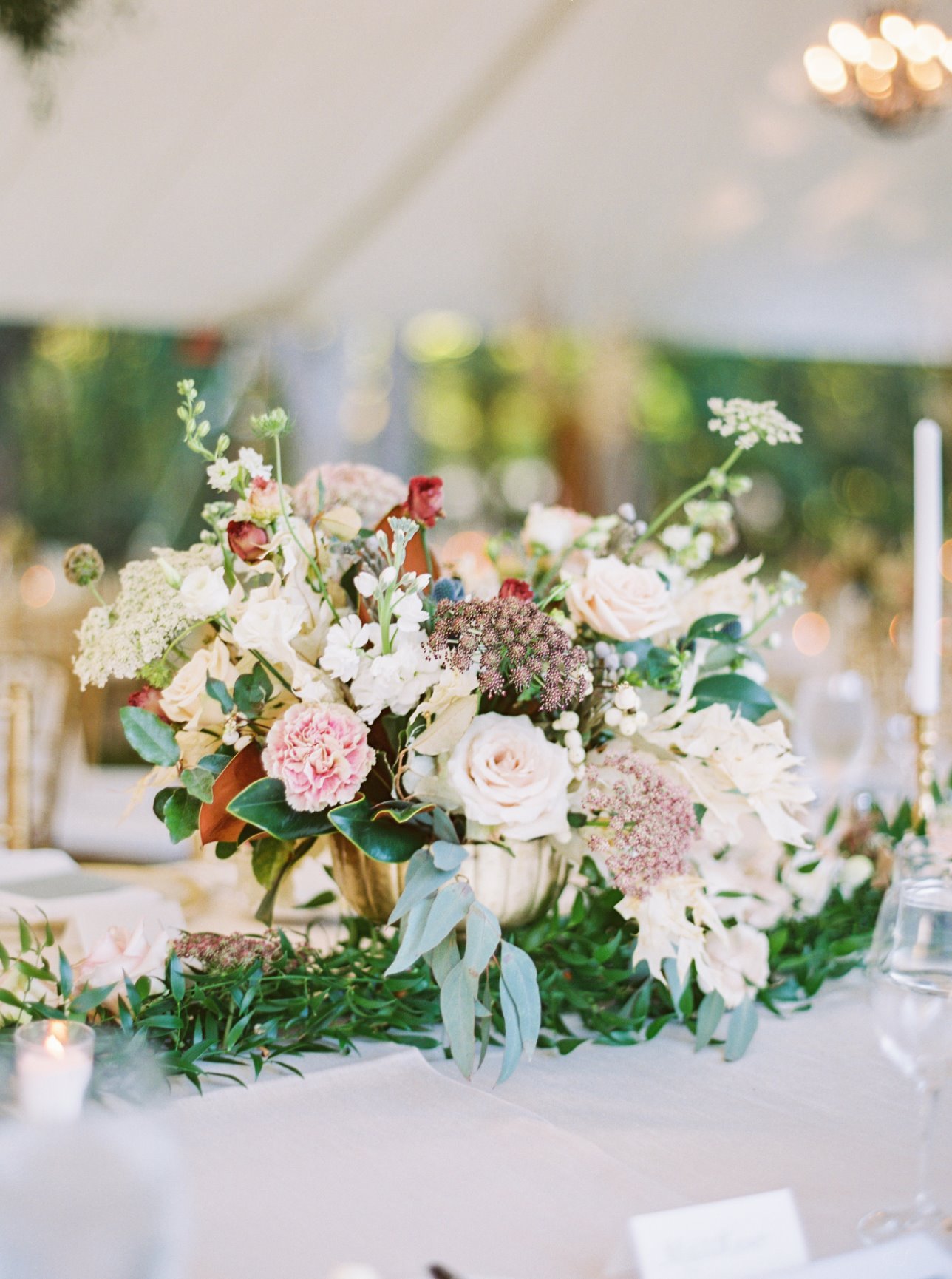 Wedding at The Graylyn Estate | Green Bee Floral Designs