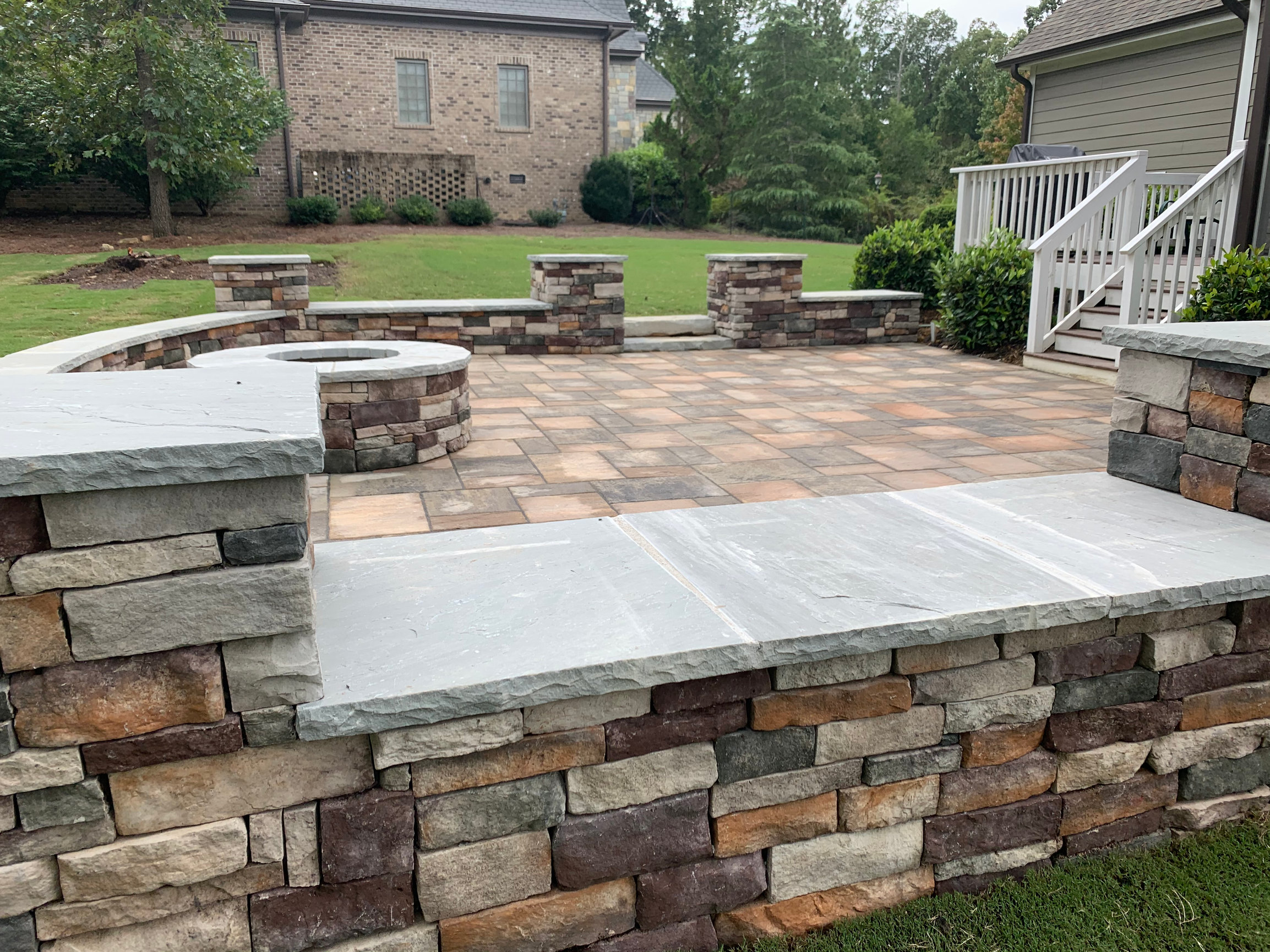 Patio Walls & Columns - Original Grills